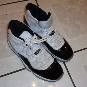 Nike Air JORDAN RETRO 11 Basketball Shoes size12
